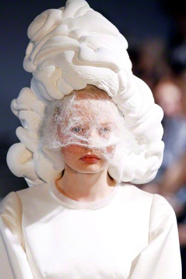 Comme des Garcons ss 2012.