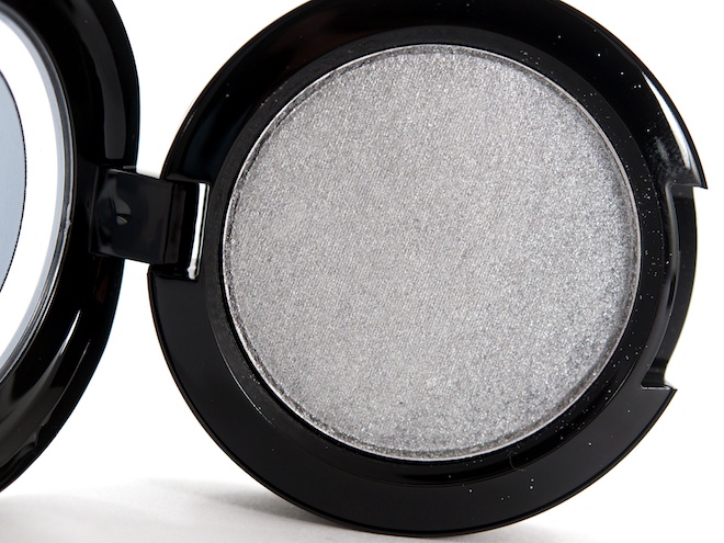 MAC Large Eye Shadow in Silver Screen
